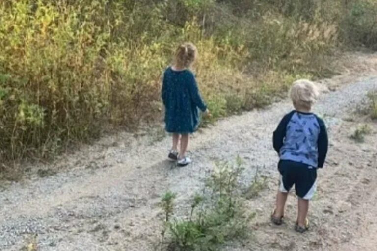 Une grand-mère immortalise un dernier instant touchant avec sa petite-fille de 3 ans, peu avant un tragique accident.