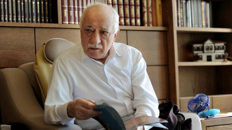 La disparitions du prédicateur : L'influence de Gülen sur la Turquie