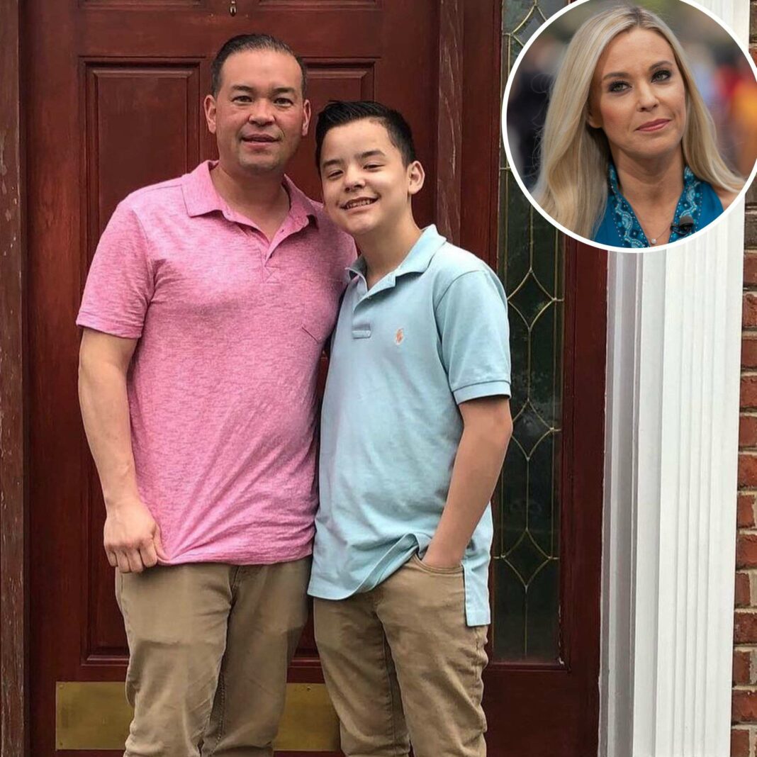 Les pensées de Jon Gosselin sur la réconciliation de son fils Collin avec Kate après des accusations d'abus.