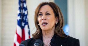 Kamala Harris sous le feu des critiques pour ses réponses lors d'un forum sur CNN : "Elle suit un schéma récurrent".