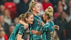 Sept buts à Wembley : la victoire des femmes de la DFB sur l'Angleterre