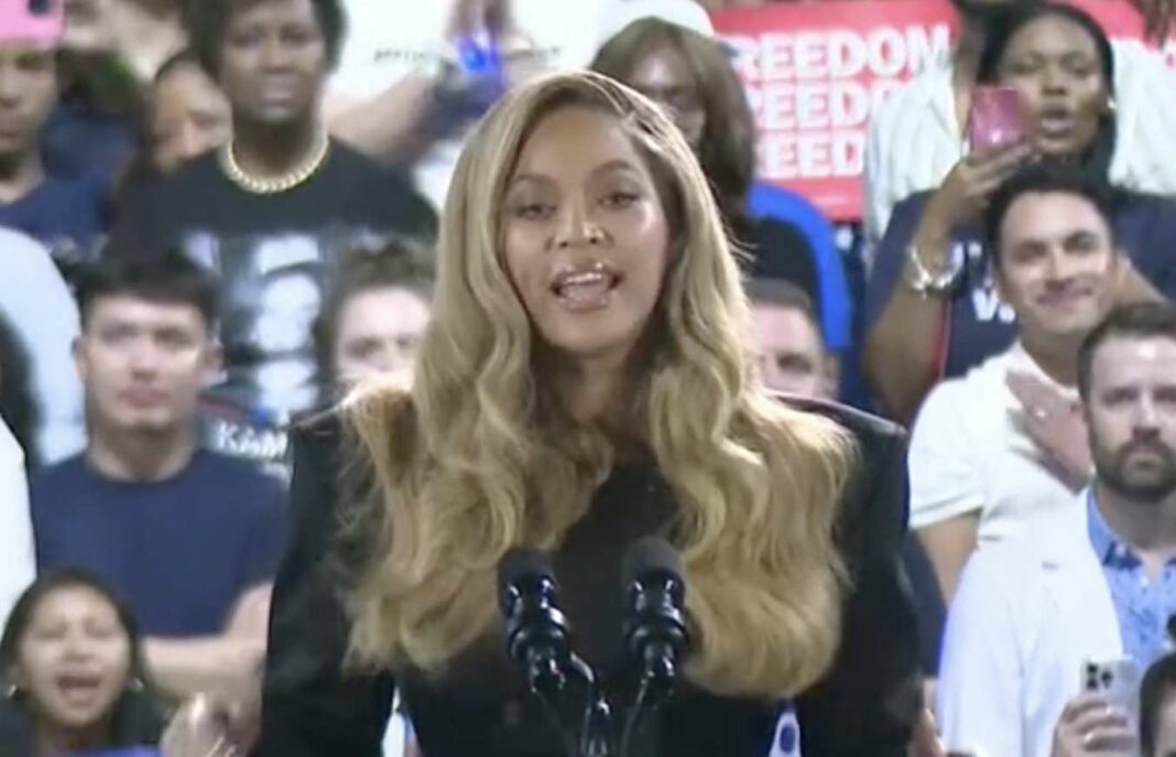 Beyoncé transmet un message d'espoir lors de sa première rencontre avec Kamala Harris : 