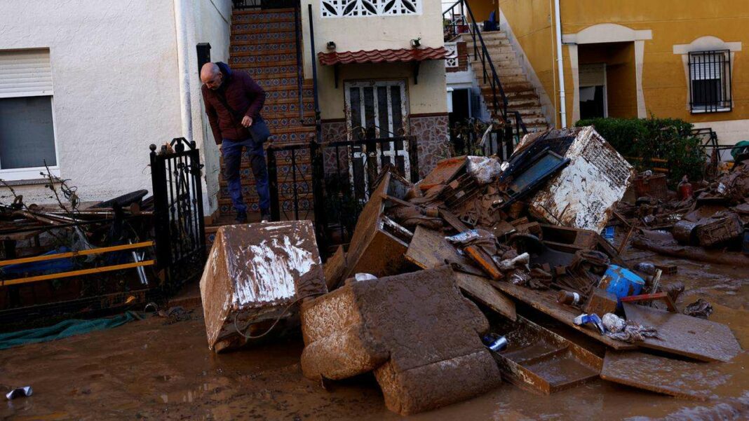 Tempêtes en Espagne Des milliers de personnes en attente de secours