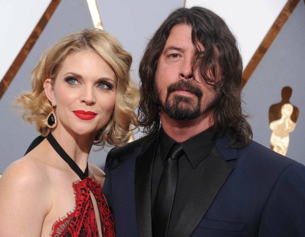 Dave Grohl Faces Divorce Settlement in 'Hundreds of Millions': Infidelity Costs Dave Grohl fait face à un règlement de divorce de 