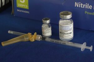 Idaho Health Department Banned from Administering COVID-19 Vaccines Le département de la santé de l'Idaho interdit d'administrer des vaccins COVID-19