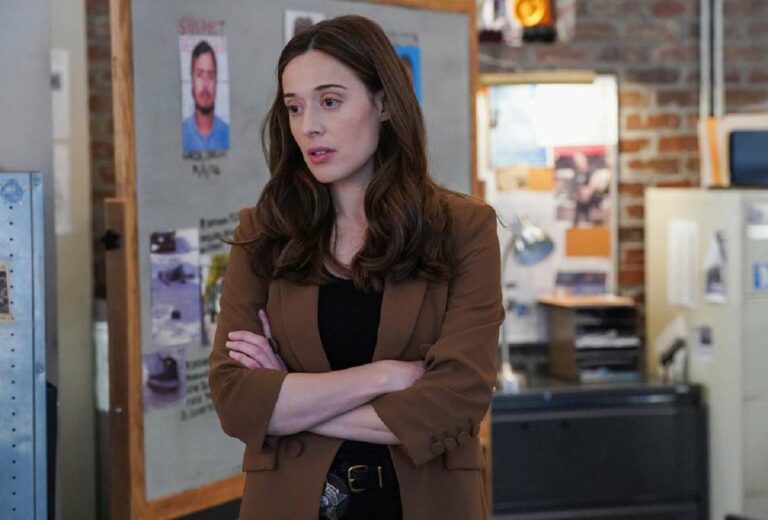 Marina Squerciati de Chicago P.D. évoque le parcours tumultueux de Burgess vers le poste de détective et ses répercussions sur #Burzek.