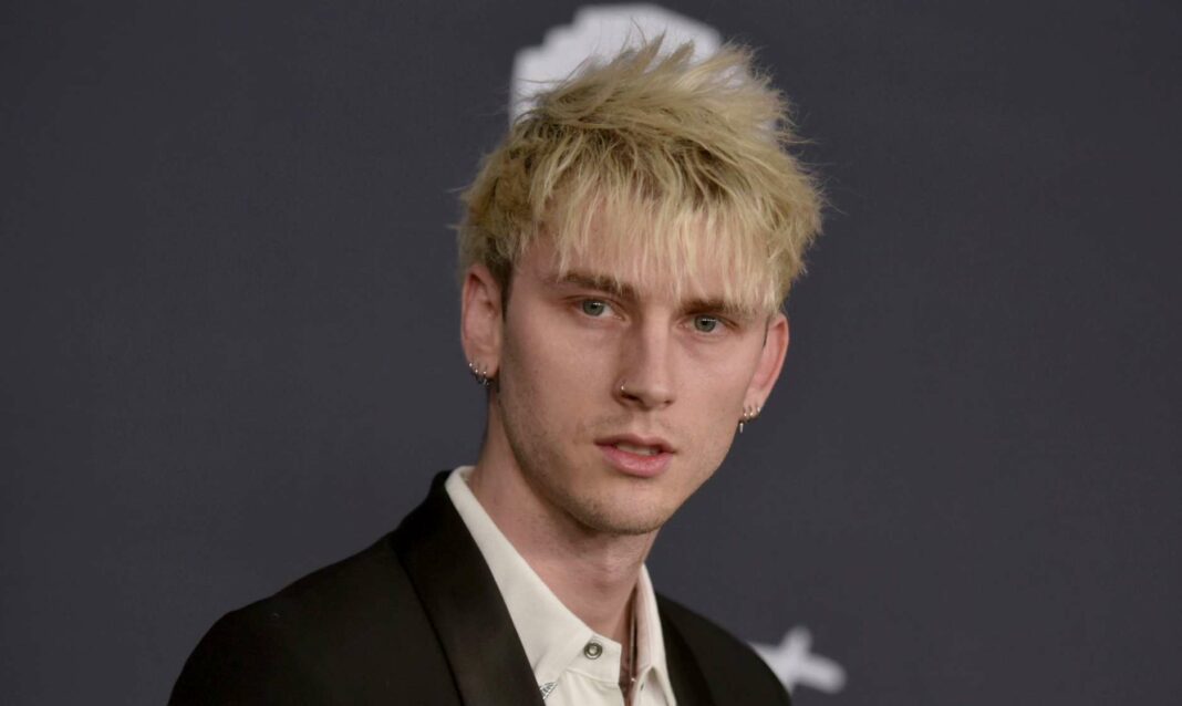 Valeur nette de Machine Gun Kelly : Analyse de ses revenus durant la grossesse de Megan Fox.