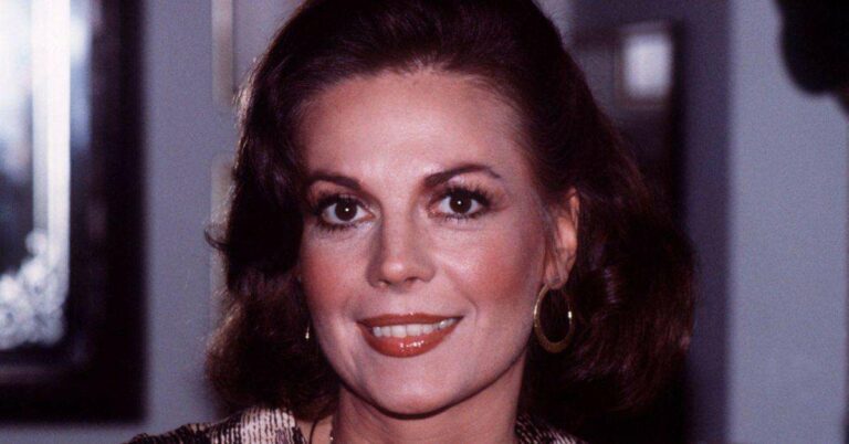 NOUVEAU DÉVELOPPEMENT : L'auteur demande la réouverture de l'enquête sur Natalie Wood après des témoignages accablants 43 ans après sa mort mystérieuse