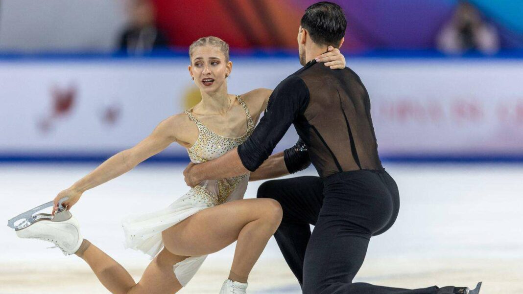 Titre : La patineuse artistique Hase et son partenaire Volodin : Retour sur son enfance espiègle