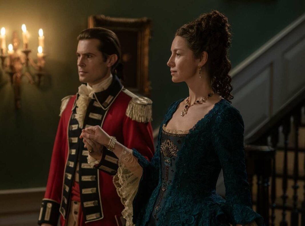 Les acteurs d'Outlander analysent le mariage le plus désastreux de l'histoire, une connexion inattendue et le retour de [SPOILER]