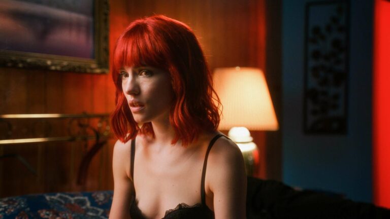 La rage féminine à l'écran : Analyse de 'Strange Darling' et 'Last Night in Soho'