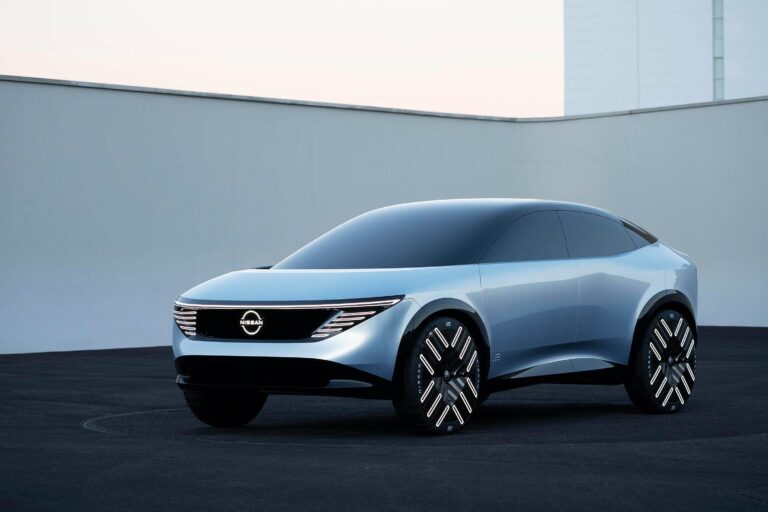 Nouveautés automobiles 2025 : de la Nissan Leaf modernisée au crossover électrique ultra-rapide de Ferrari, 25 modèles qui vont ravir les passionnés de voitures.