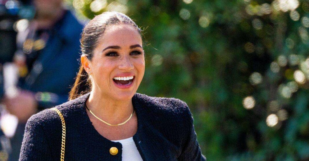 Meghan Markle sous le feu des critiques pour son retour sur Instagram après des années de dénonciation des réseaux sociaux : une réaction jugée absurde