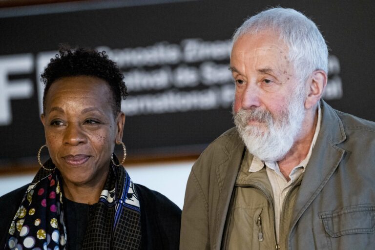 Marianne Jean-Baptiste analyse la méthode unique de Mike Leigh : des créations incroyables en perspective