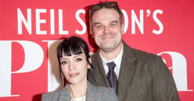 David Harbour de 'Stranger Things' aperçu sur Raya pendant son mariage avec Lily Allen : les détails d'un rapport.