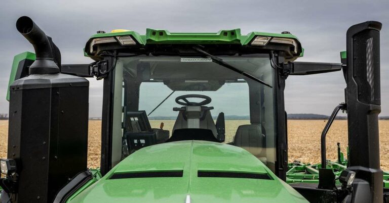 John Deere annonce que ses véhicules autonomes contribueront à pallier le manque de main-d'œuvre.