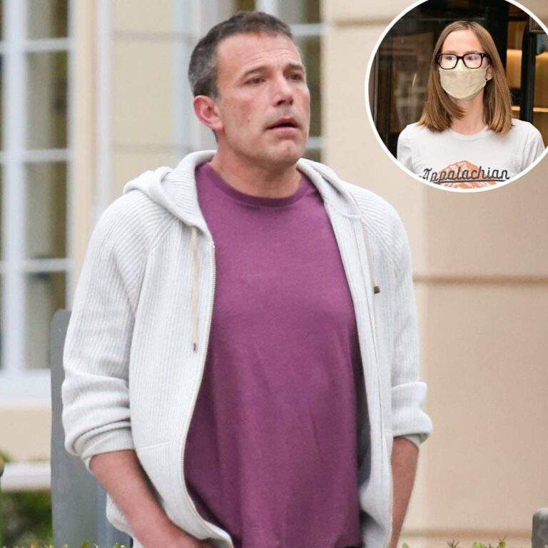 Ben Affleck réconforte sa fille Violet après l'évacuation de leur maison à Los Angeles en raison des incendies de forêt.