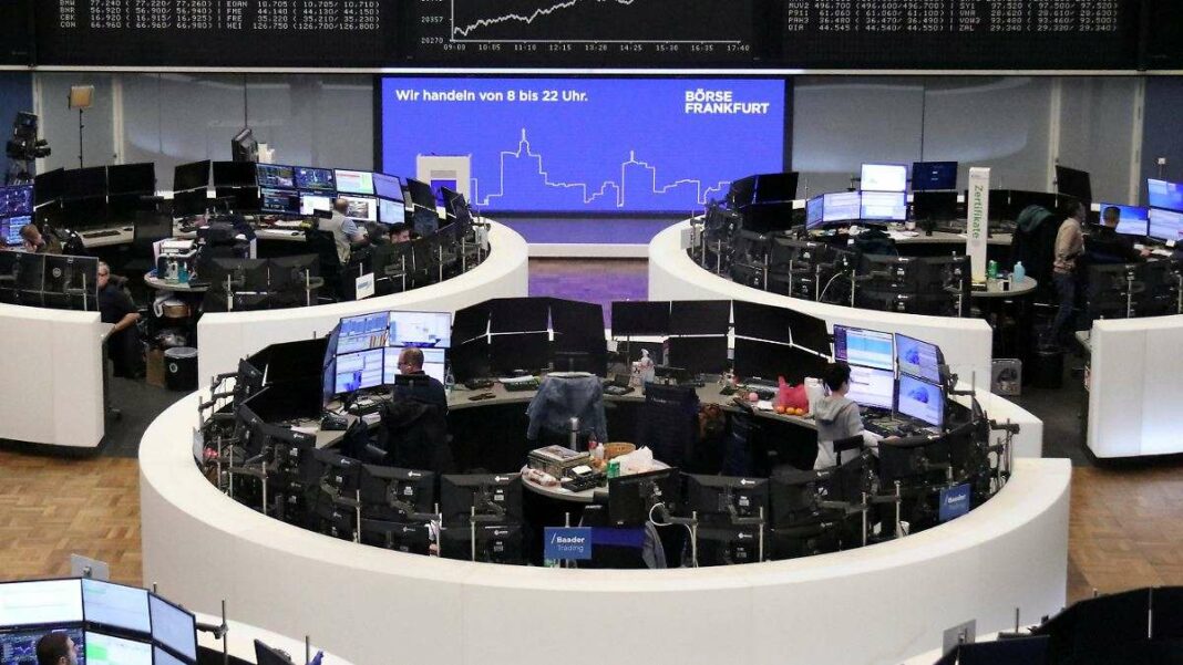 Les incertitudes sur la baisse des taux d'intérêt s'éclaircissent : le Dax atteint un nouveau sommet historique - n-tv.de