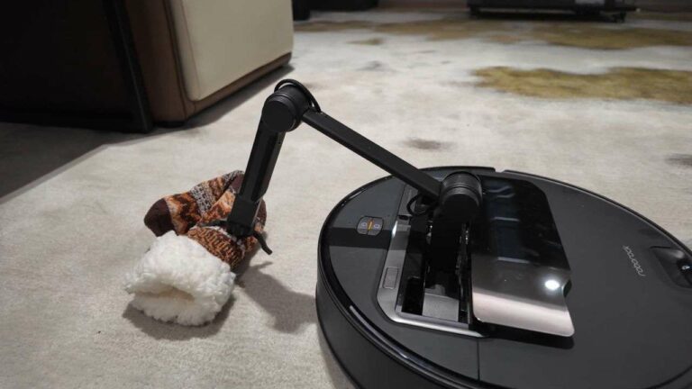 Le Saros Z70 : le robot aspirateur révolutionnaire qui va vous séduire