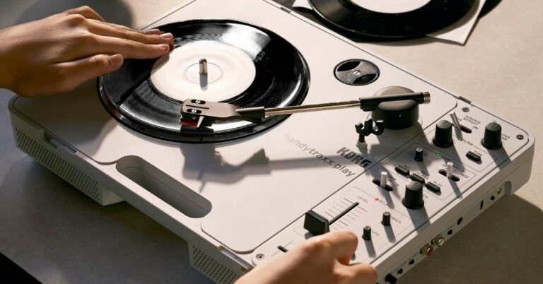 Korg lance ses premiers tourne-disques adaptés aux DJs, audiophiles et archivistes