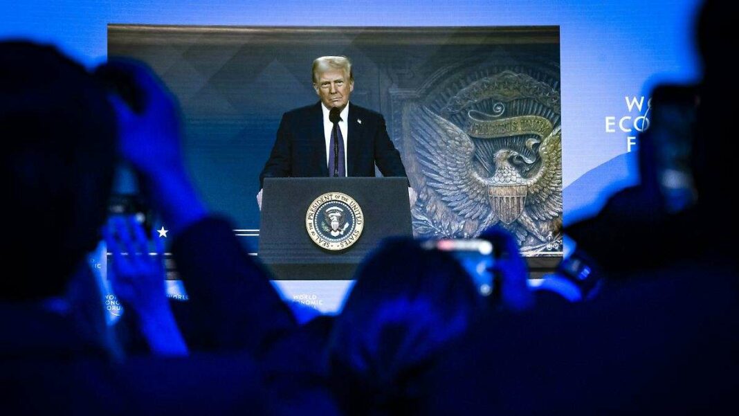 Davos : L'élite économique privilégie Trump à la diversité, une approche radicale