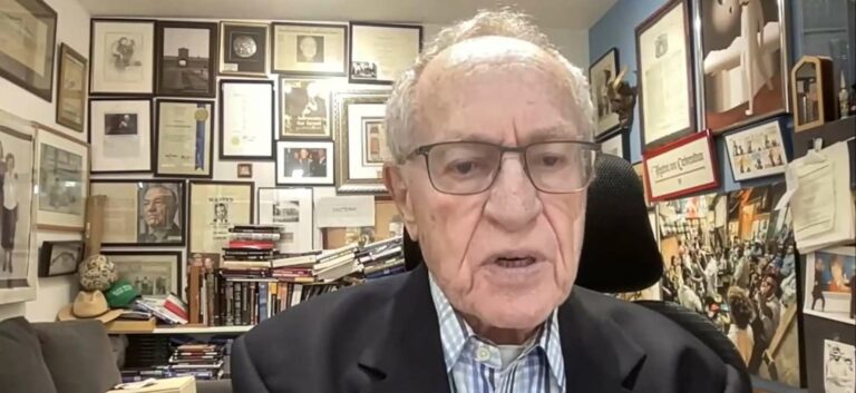 Alan Dershowitz révèle comment la Cour suprême pourrait préserver la citoyenneté de naissance de Trump.