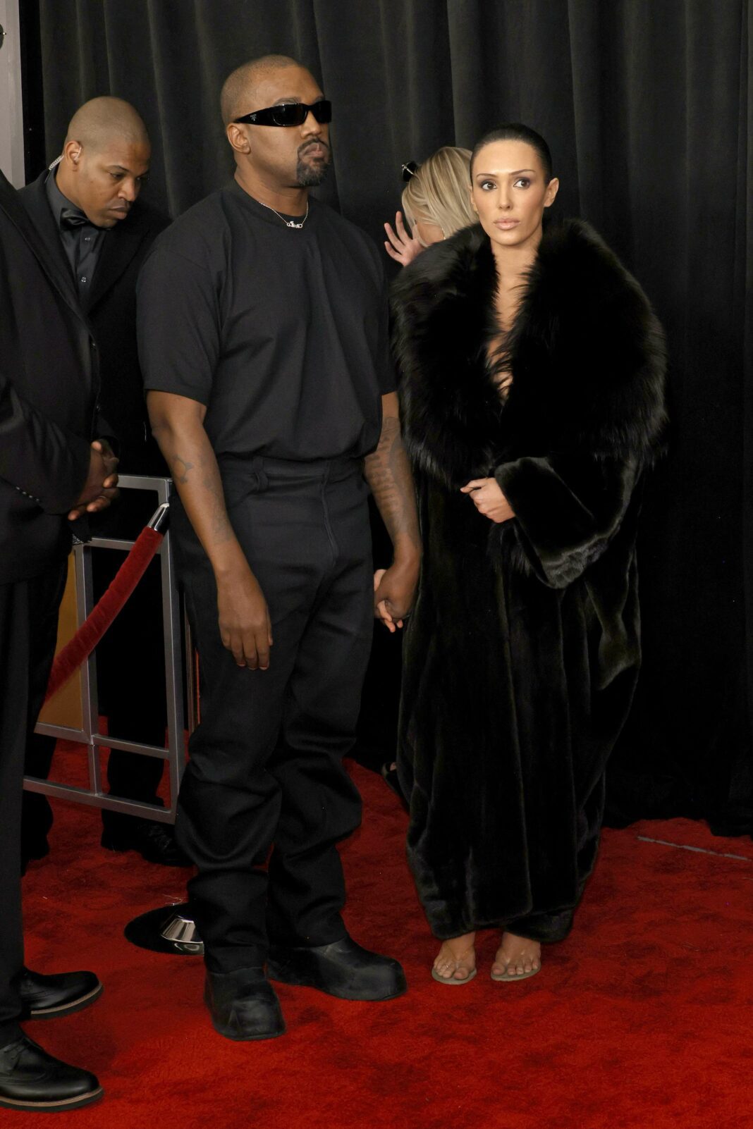 Kanye West et Bianca Censori : Les coulisses de la robe audacieuse aux Grammy Awards 2025