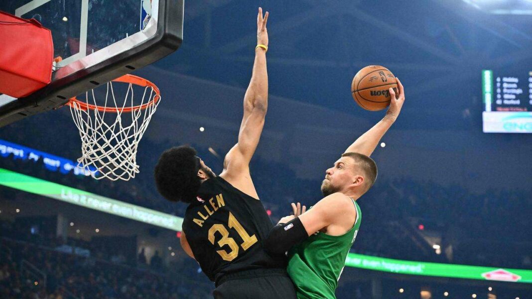 Basketball NBA : Les Celtics triomphent face aux Cavaliers dans un match d'élite