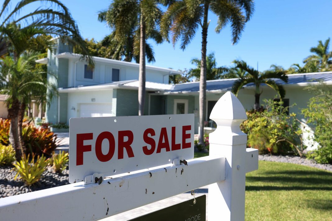 Propriétaires en Floride : baisse des prix des biens immobiliers de plus de 30 %