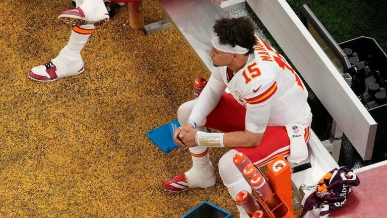 Les stars des Chiefs en crise après un Super Bowl désastreux : une analyse du pire moment de leur carrière