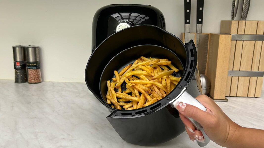 Mini friteuse à air chaud : Conseils essentiels pour un achat réussi dans votre petite cuisine