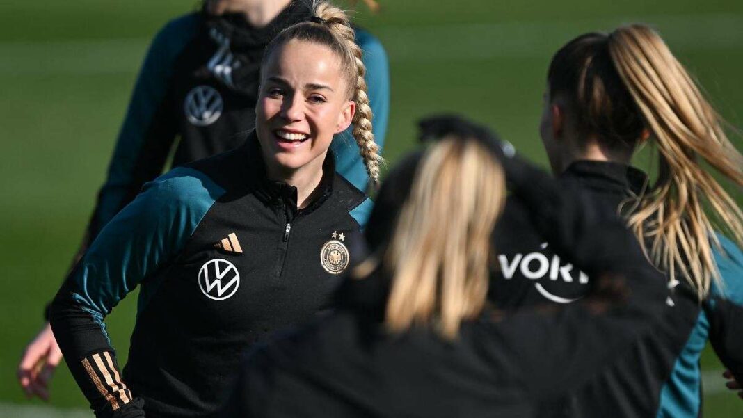 Giulia Gwinn prend les rênes des équipes féminines de la DFB, avec Janina Minge en tant que vice-capitaine