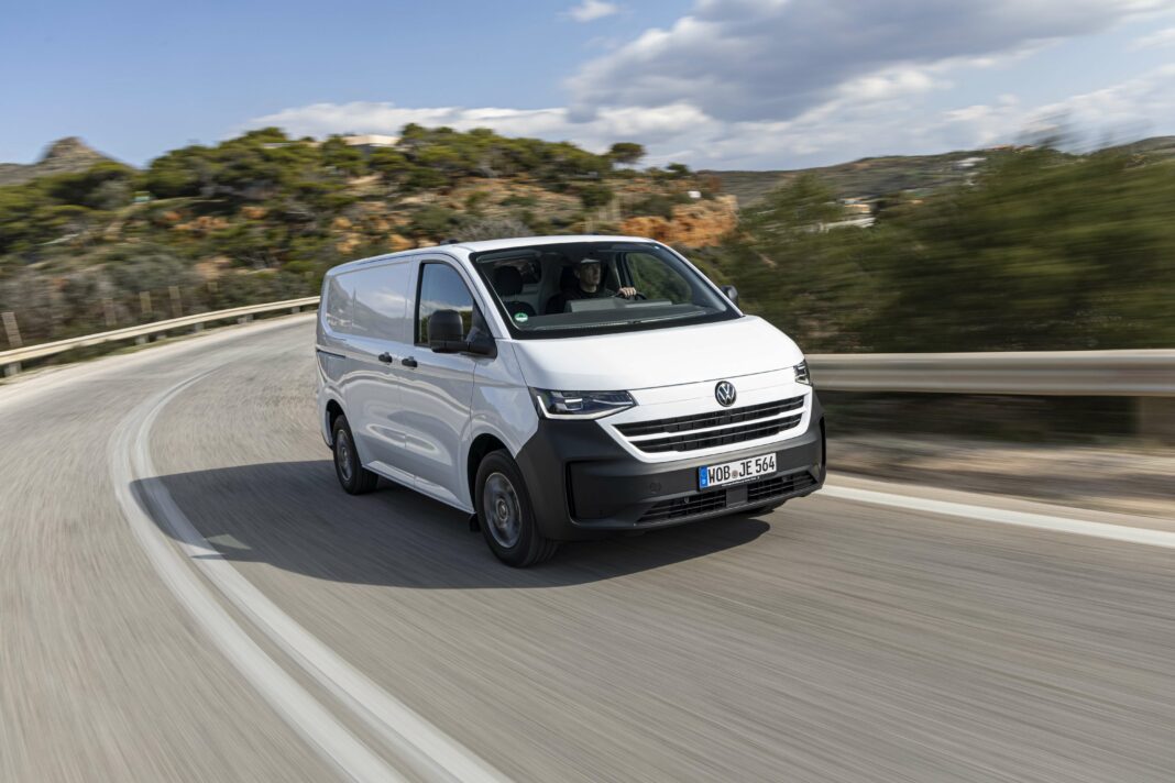 Transporter : Le fourgon VW Transit idéal, alliant équipement de qualité et économies pour votre budget.