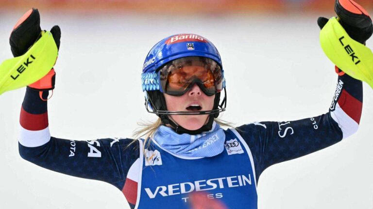 Sestrière : Shiffrin réalise un 100e triomphe en Coupe du Monde et marque l'histoire du ski